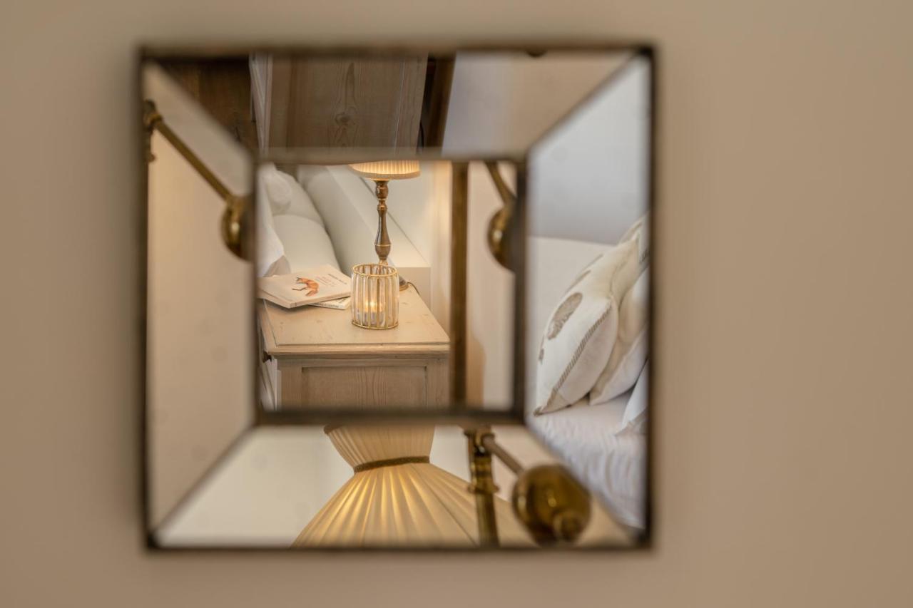 Casavostra - Ambience Suites Ostra Vetere Luaran gambar