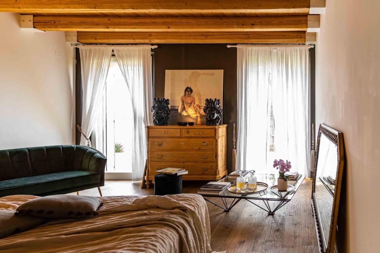 Casavostra - Ambience Suites Ostra Vetere Luaran gambar