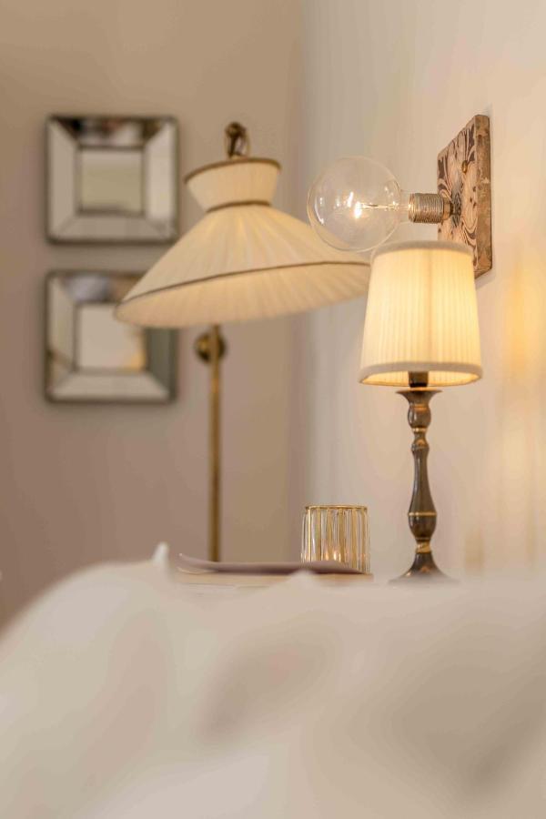 Casavostra - Ambience Suites Ostra Vetere Luaran gambar