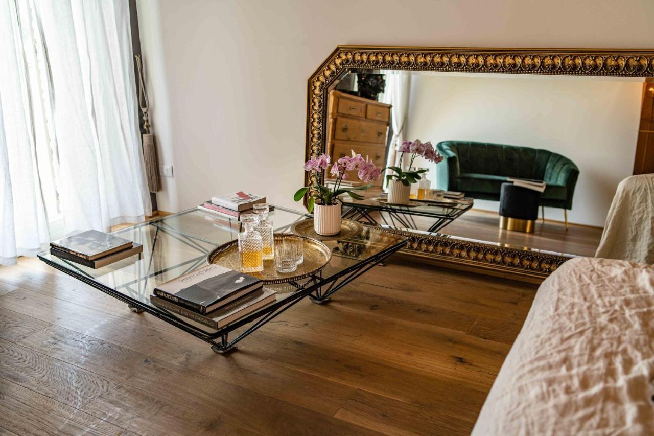 Casavostra - Ambience Suites Ostra Vetere Luaran gambar